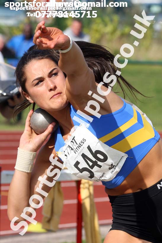 Womens under-17s shot putt, Northern Under-17s/U-15s and U13s Champs, Leigh Sports Village, Leigh. Photo: David T. Hewitson/Sports for All Pics